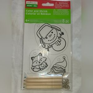 Creatology Holiday Noel Christmas Ornament Color and Shrink 8 Pc Kit